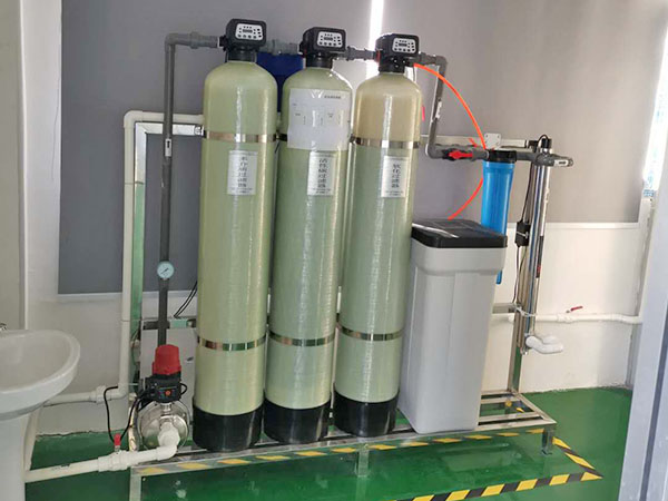 生产车间一角设备